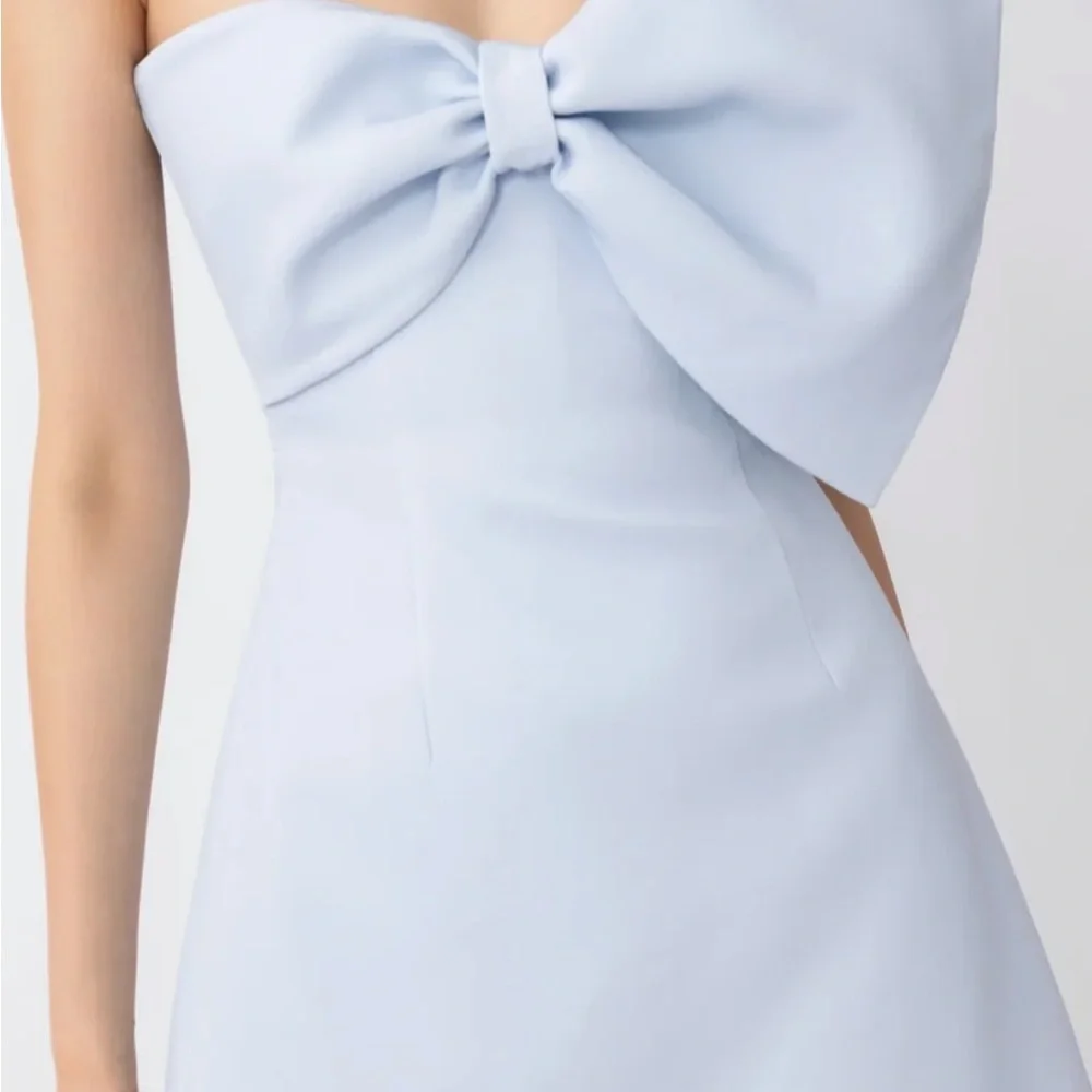 Elegant Light Blue Strapless Dress - Picture 3 of 13